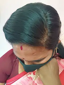 Snapshot of CuteTamizhachi chatting on 15, 7, 2026 CuteTamizhachi online show from 15, 7, 2026