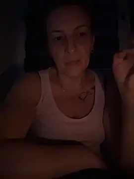 Hot-Milf4U online show from 8, 6, 2026