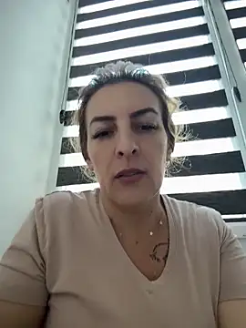 Hot-Milf4U online show from 20, 6, 2026