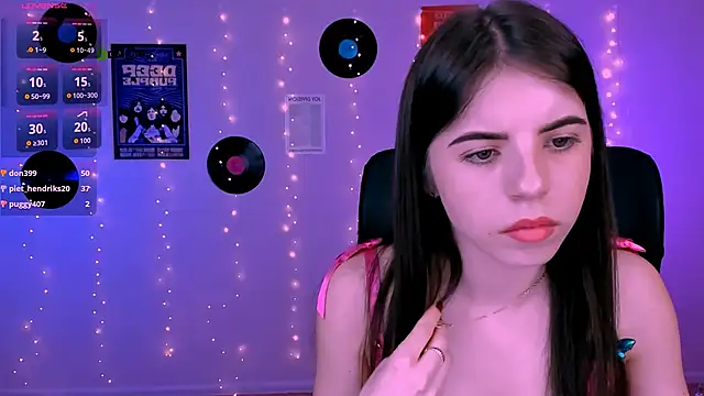 Snapshot of lyra_desire chatting on 28, 5, 2026 lyra desire online show from 28, 5, 2026