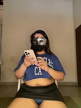 Snapshot of LioraWance chatting on 21, 6, 2026 LioraWance online show from 21, 6, 2026