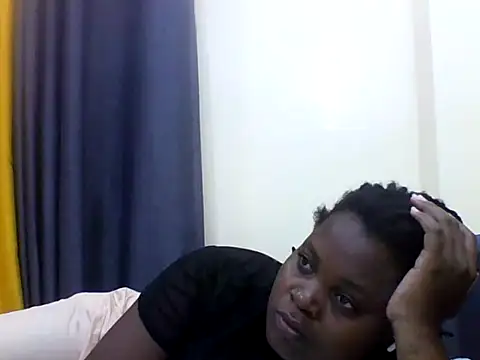 Snapshot of ladar chatting on 4, 6, 2026 ladar online show from 4, 6, 2026