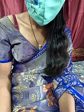 Snapshot of reshma124 chatting on 15, 7, 2026 reshma124 online show from 15, 7, 2026