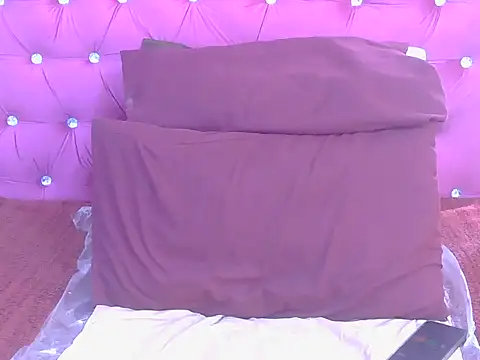 Snapshot of WILD_KITTYxXx chatting on 1, 6, 2026 WILD KITTYxXx online show from 1, 6, 2026