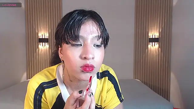 Snapshot of AmyPrice9 chatting on 27, 6, 2026 AmyPrice9 online show from 27, 6, 2026