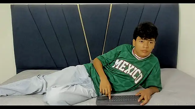 Snapshot of jacob_cum23 chatting on 9, 6, 2026 jacob cum23 online show from 9, 6, 2026