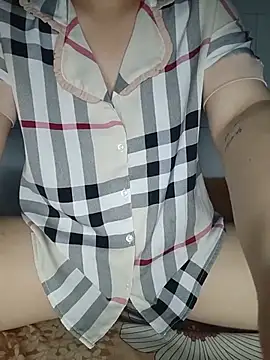 Snapshot of Nhu-babi chatting on 8, 7, 2026 Nhu-babi online show from 8, 7, 2026