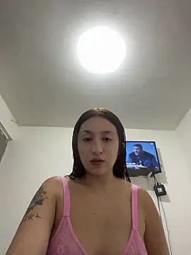 Snapshot of EsmeraldaMidnight chatting on 25, 6, 2026 EsmeraldaMidnight online show from 25, 6, 2026