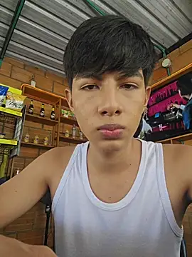Snapshot of phuwin_bj chatting on 26, 6, 2026 phuwin bj online show from 26, 6, 2026