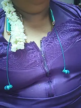 Snapshot of geetha431 chatting on 27, 6, 2026 geetha431 online show from 27, 6, 2026
