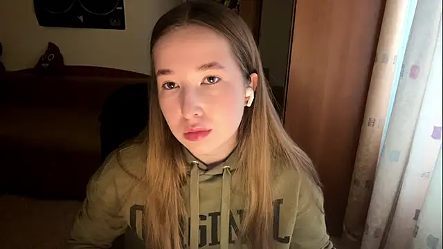 Snapshot of LanaTessori chatting on 21, 5, 2026 LanaTessori online show from 21, 5, 2026