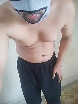 Snapshot of praveen19870 chatting on 22, 5, 2026 praveen19870 online show from 22, 5, 2026