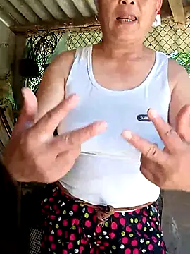 Snapshot of Bong_sexy chatting on 4, 7, 2026 Bong sexy online show from 4, 7, 2026