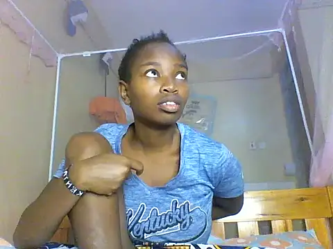 Snapshot of aliana082169 chatting on 23, 6, 2026 aliana082169 online show from 23, 6, 2026
