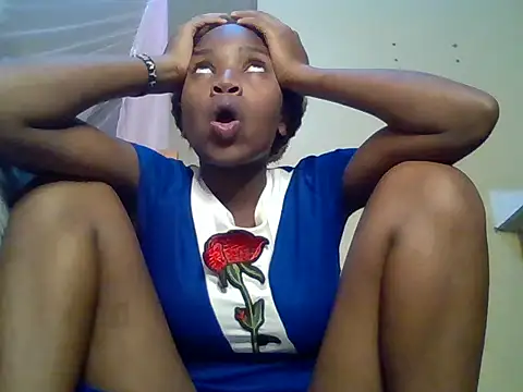 Snapshot of aliana082169 chatting on 7, 7, 2026 aliana082169 online show from 7, 7, 2026