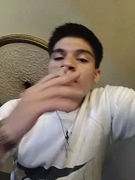 Snapshot of Oliver_LA chatting on 3, 8, 2026 Oliver LA online show from 3, 8, 2026