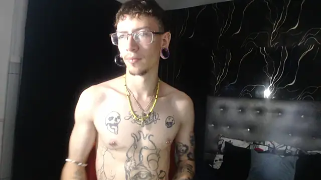 Snapshot of Ryan_Owenss chatting on 11, 6, 2026 Ryan Owenss online show from 11, 6, 2026