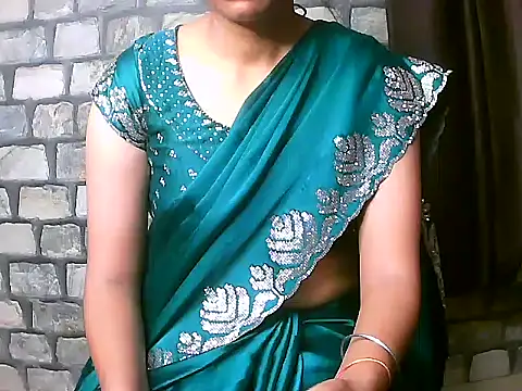 Snapshot of DOLI_cut chatting on 27, 5, 2026 DOLI cut online show from 27, 5, 2026