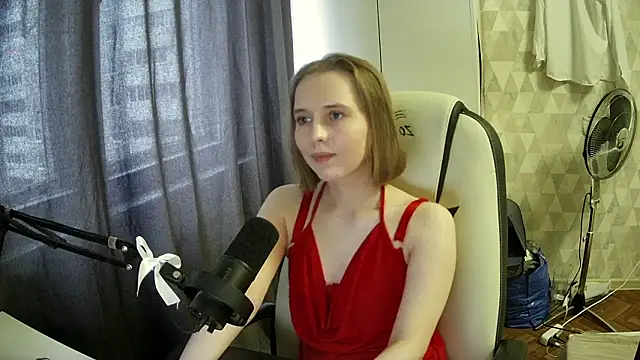 Snapshot of Mia_liss_ chatting on 28, 5, 2026 Mia liss online show from 28, 5, 2026