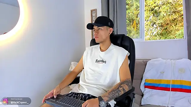 Snapshot of NickCopeer_ chatting on 4, 7, 2026 NickCopeer online show from 4, 7, 2026