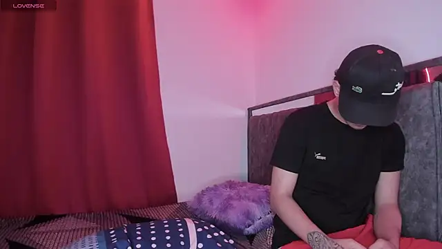 Kitty Hot19 online show from 28, 7, 2026