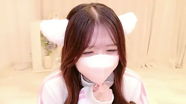 Snapshot of Yuinyaaa chatting on 28, 6, 2026 Yuinyaaa online show from 28, 6, 2026
