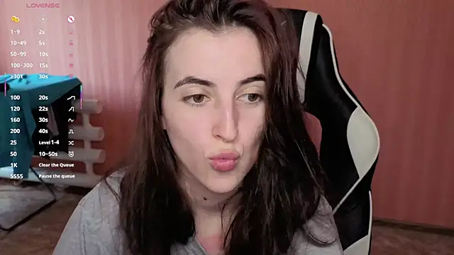 Snapshot of reaissss chatting on 21, 7, 2026 reaissss online show from 21, 7, 2026