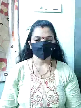Snapshot of Leela_555 chatting on 22, 5, 2026 Leela 555 online show from 22, 5, 2026