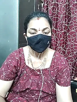 Snapshot of Leela_555 chatting on 3, 7, 2026 Leela 555 online show from 3, 7, 2026