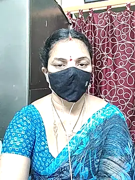 Snapshot of Leela_555 chatting on 5, 7, 2026 Leela 555 online show from 5, 7, 2026