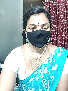 Snapshot of Leela_555 chatting on 6, 7, 2026 Leela 555 online show from 6, 7, 2026