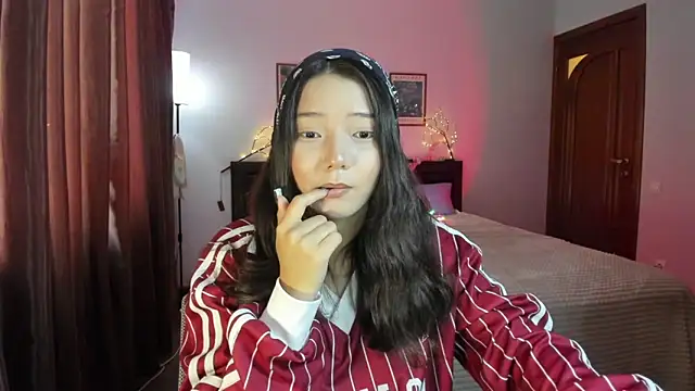 Snapshot of milana_marttt chatting on 12, 7, 2026 milana marttt online show from 12, 7, 2026