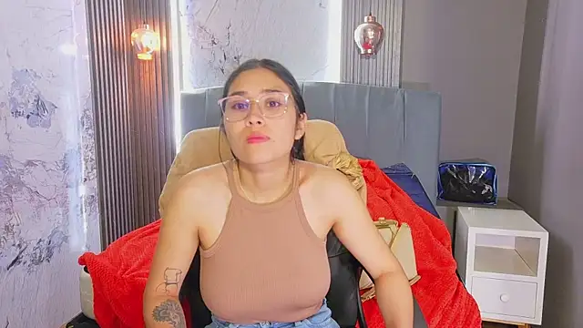 Snapshot of adaira31 chatting on 16, 6, 2026 adaira31 online show from 16, 6, 2026