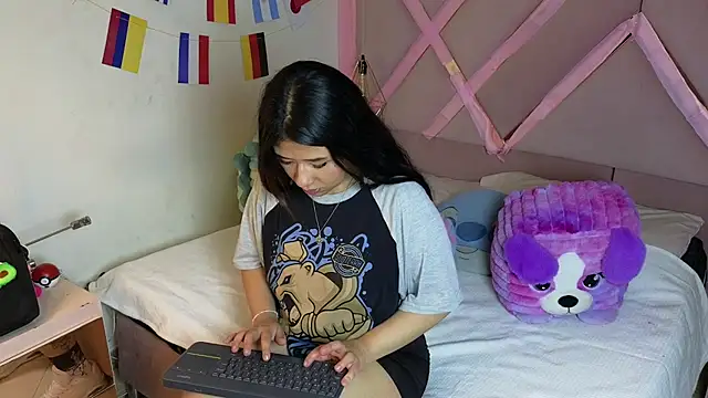 Snapshot of miss_japan_ chatting on 13, 7, 2026 miss japan online show from 13, 7, 2026