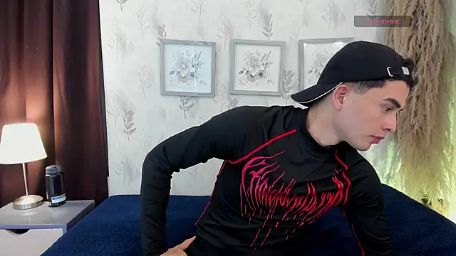 Snapshot of willy_diamond chatting on 17, 7, 2026 willy diamond online show from 17, 7, 2026