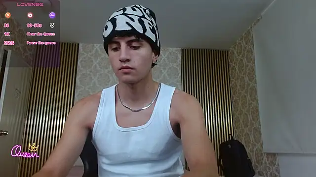Snapshot of Kyler_tay chatting on 27, 6, 2026 Kyler tay online show from 27, 6, 2026