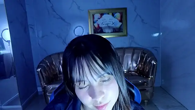Snapshot of isabeau_s chatting on 24, 7, 2026 isabeau s online show from 24, 7, 2026