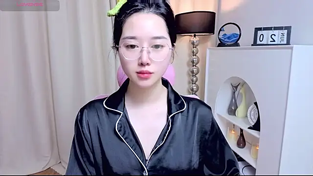 Snapshot of miuu6868 chatting on 21, 6, 2026 miuu6868 online show from 21, 6, 2026