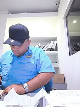 Snapshot of Alejandrojk16 chatting on 4, 8, 2026 Alejandrojk16 online show from 4, 8, 2026