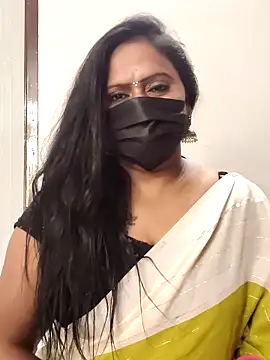 Snapshot of Meera_mia chatting on 18, 6, 2026 Meera mia online show from 18, 6, 2026