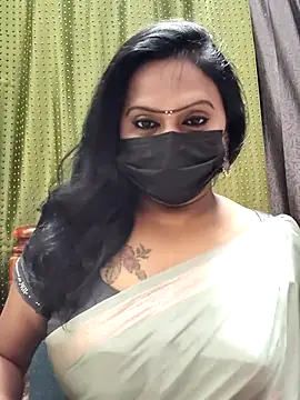Snapshot of Meera_mia chatting on 10, 7, 2026 Meera mia online show from 10, 7, 2026
