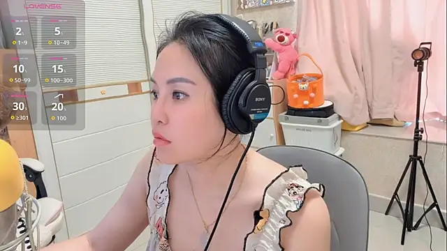 Snapshot of LisaQQQ chatting on 31, 5, 2026 LisaQQQ online show from 31, 5, 2026