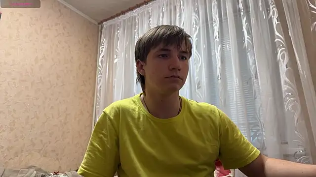 Snapshot of Goolden_Flaash chatting on 26, 5, 2026 Goolden Flaash online show from 26, 5, 2026