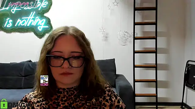 Snapshot of JuliNy_x chatting on 26, 5, 2026 JuliNy x online show from 26, 5, 2026