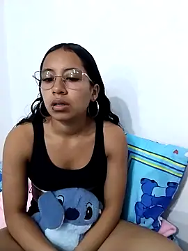 Snapshot of Violetlove_ chatting on 29, 5, 2026 Violetlove online show from 29, 5, 2026