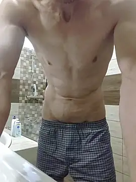 Snapshot of Nakedfanboy chatting on 21, 7, 2026 Nakedfanboy online show from 21, 7, 2026
