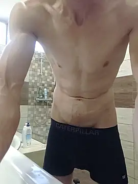 Snapshot of Nakedfanboy chatting on 4, 8, 2026 Nakedfanboy online show from 4, 8, 2026