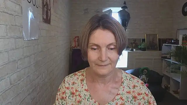 Snapshot of Mabel_Magic chatting on 10, 6, 2026 Mabel Magic online show from 10, 6, 2026