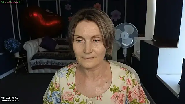 Snapshot of Mabel_Magic chatting on 15, 6, 2026 Mabel Magic online show from 15, 6, 2026