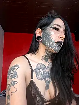 Snapshot of Venom-Luna chatting on 5, 6, 2026 Venom-Luna online show from 5, 6, 2026